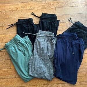 6 pair All in Motion Boys pants size 10/12 EUC perfect for school zip pockets.
